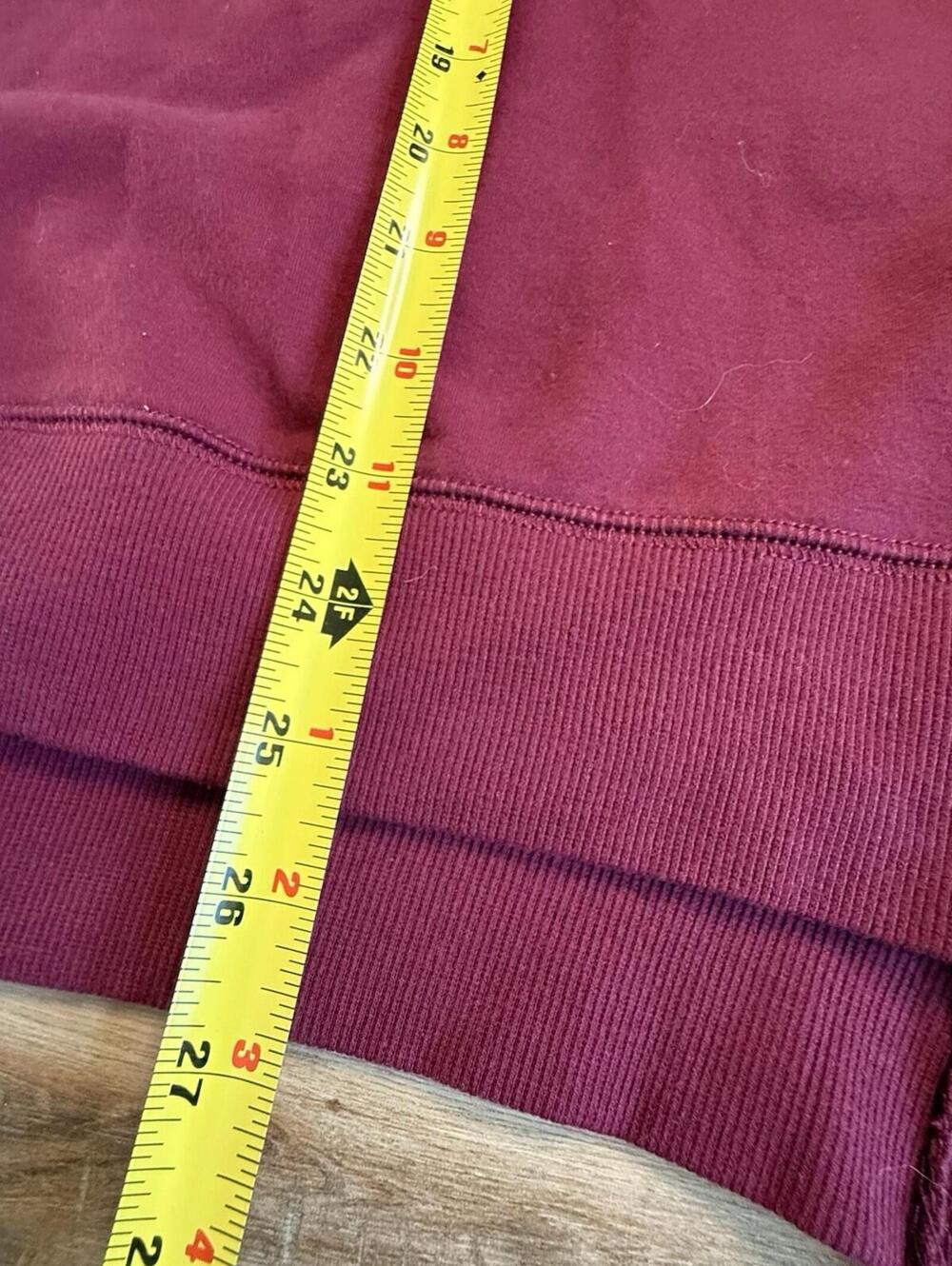 Wine O'Clock Burgundy Large Sweatshirt Long Sleeve Soft Feel Brand New Tags - Picture 5 of 9